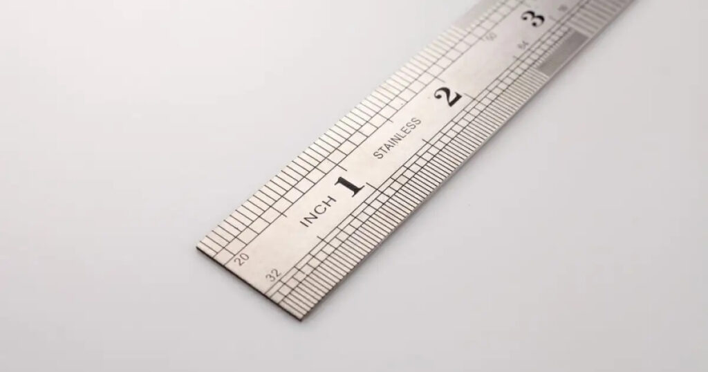 13 Common Things That Are 6 Inches Long