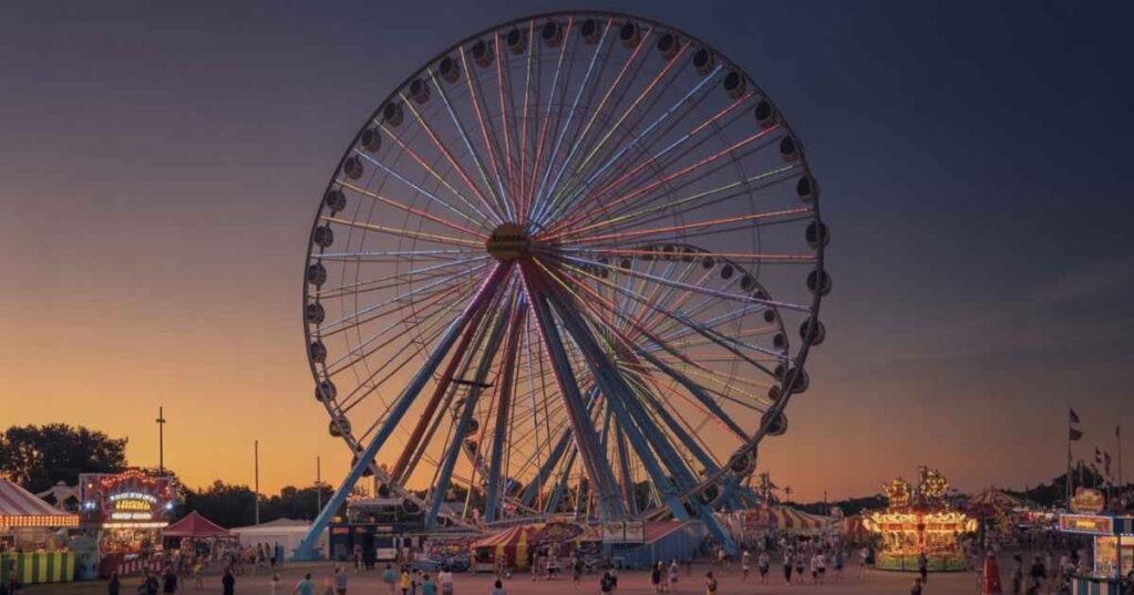 Nearly 2.5 Giant Ferris Wheels